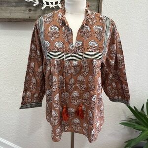 THML Brown and White Floral Blouse size Large NWT
